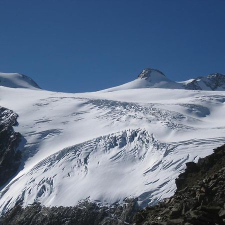 Haus Nikola Leilighet Telfes im Stubai Eksteriør bilde